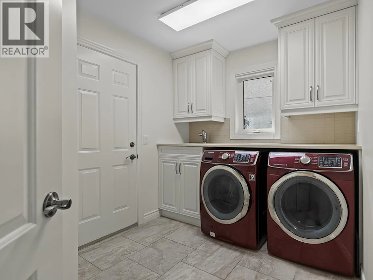 4332 S Gallaghers Forest Road, Kelowna, BC, V1W 4X3 - 16