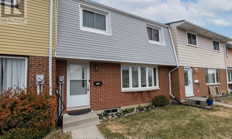 9-5 Winchester Drive
