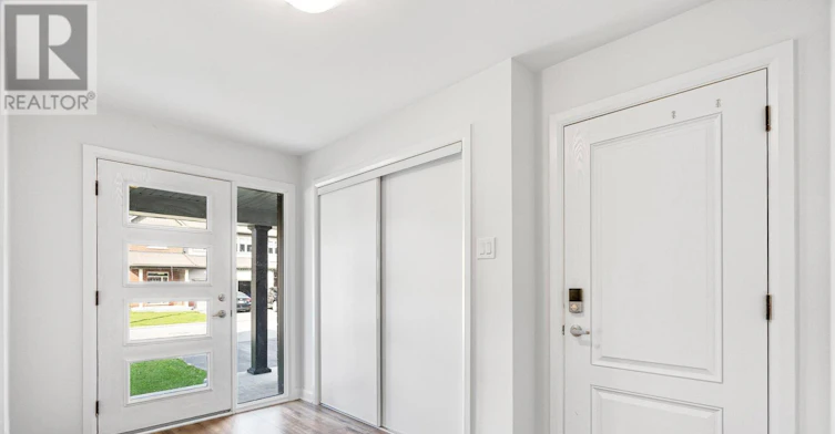 274 Elsie Macgill Walk, Ottawa, ON, K2W 0K7 - 3