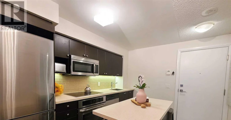320W-565 Wilson Avenue, Toronto, ON, M3H 0C6 - 4