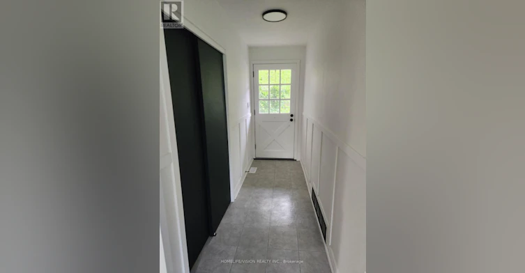 6 Brenham Crescent, Toronto, ON, M2M 2L1 - 8