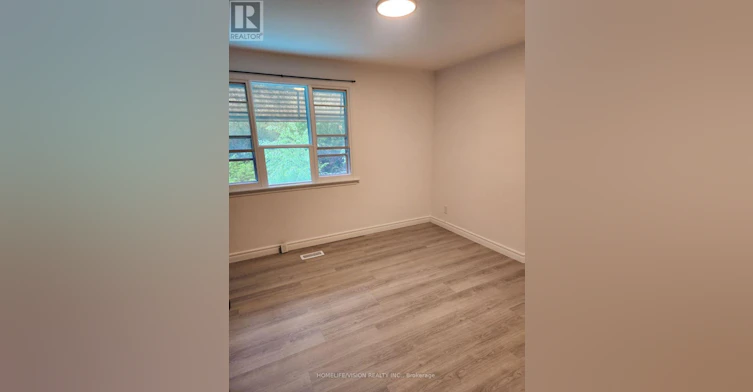 6 Brenham Crescent, Toronto, ON, M2M 2L1 - 9