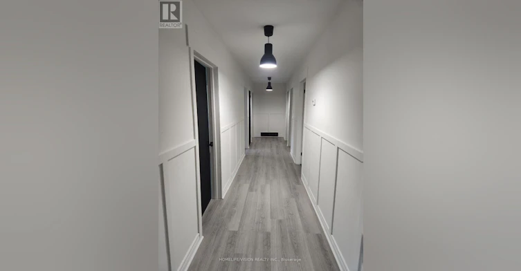 6 Brenham Crescent, Toronto, ON, M2M 2L1 - 7