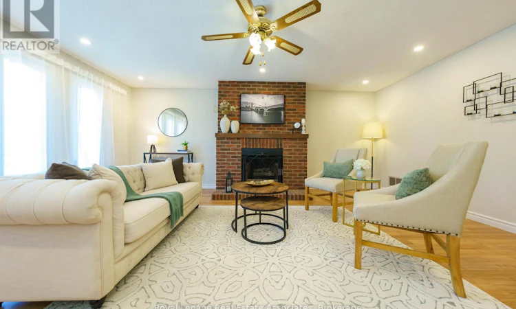 6763 Dolmage Court