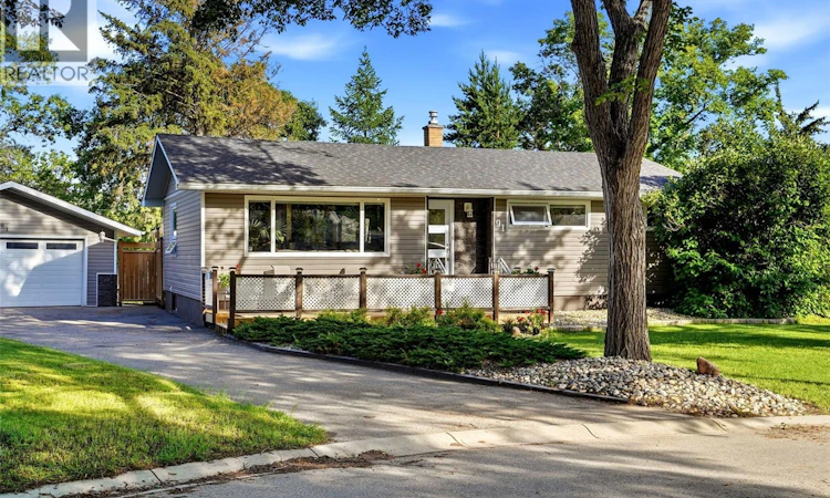 91 Cardinal Crescent