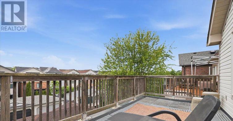 46 Sarah Ashbridge Avenue, Toronto, ON, M4L 3Y9 - 32