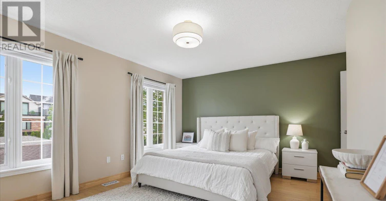 46 Sarah Ashbridge Avenue, Toronto, ON, M4L 3Y9 - 24