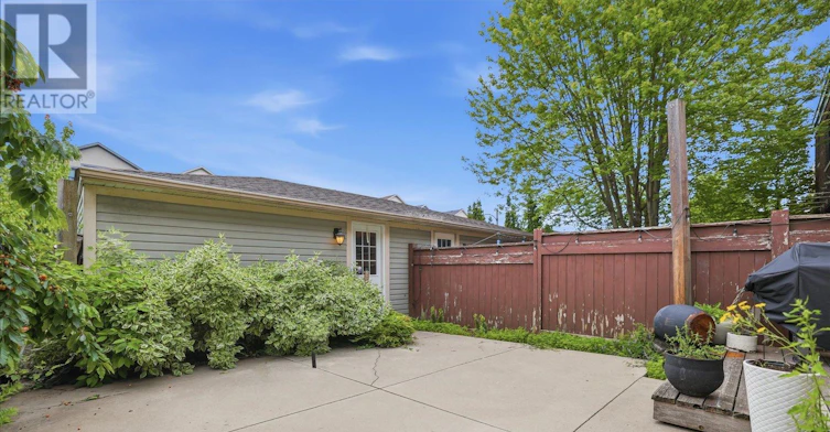 46 Sarah Ashbridge Avenue, Toronto, ON, M4L 3Y9 - 41