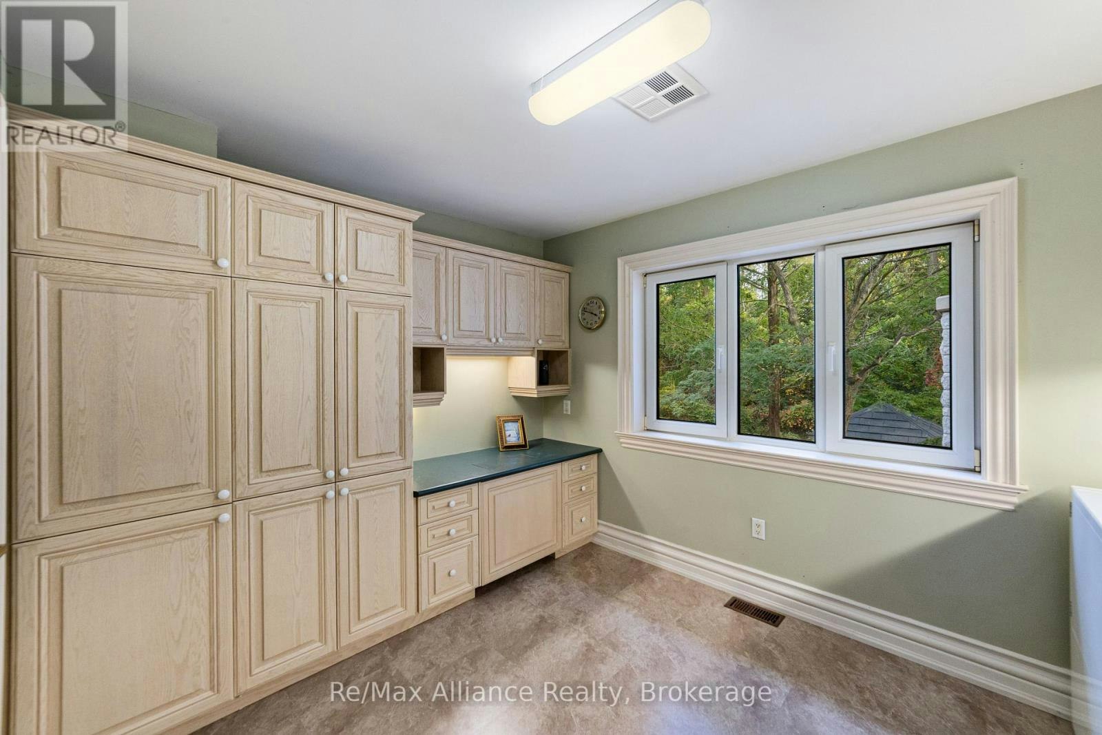 1024 Linbrook Road, Oakville, ON, L6J 2L1 - 22