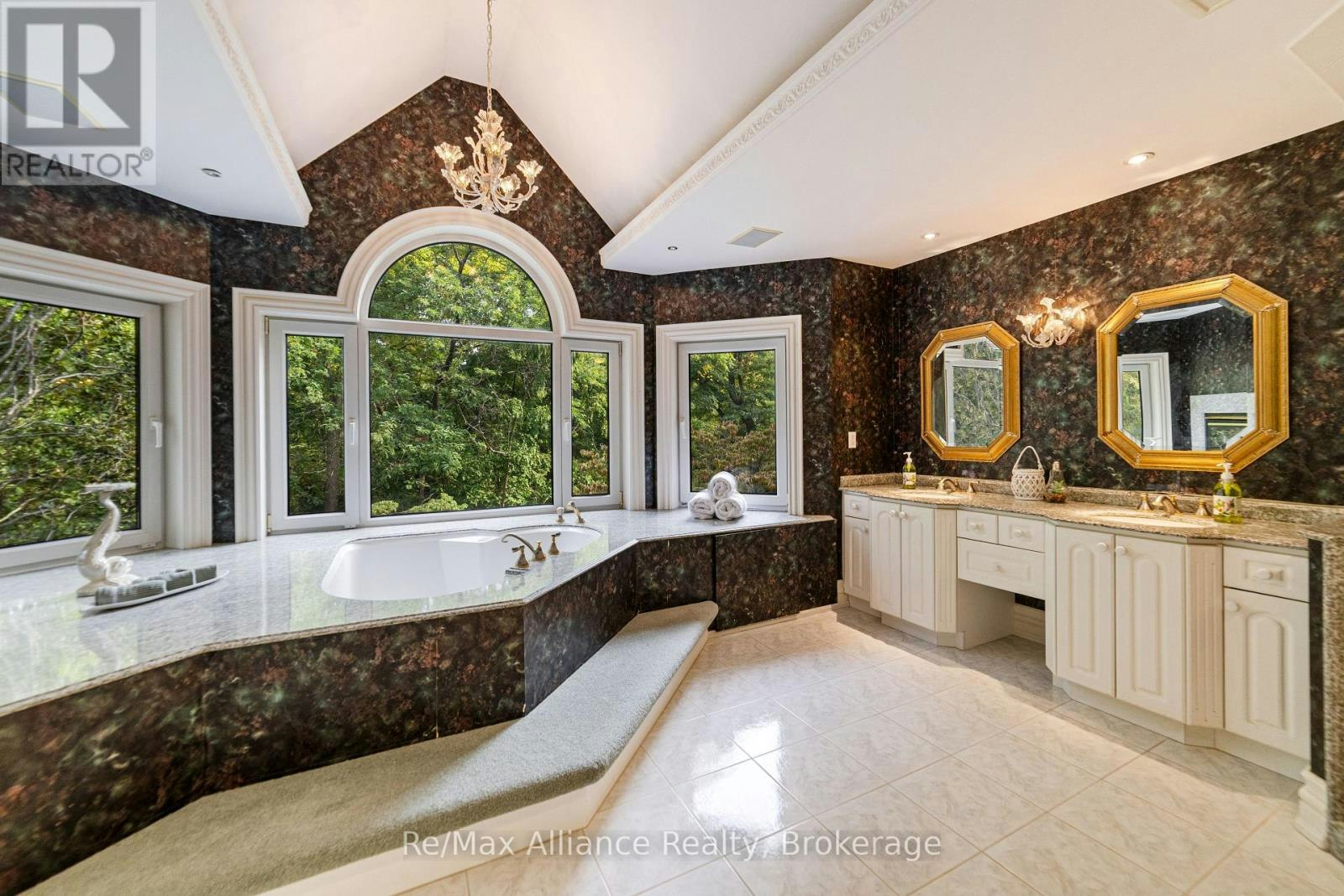 1024 Linbrook Road, Oakville, ON, L6J 2L1 - 29