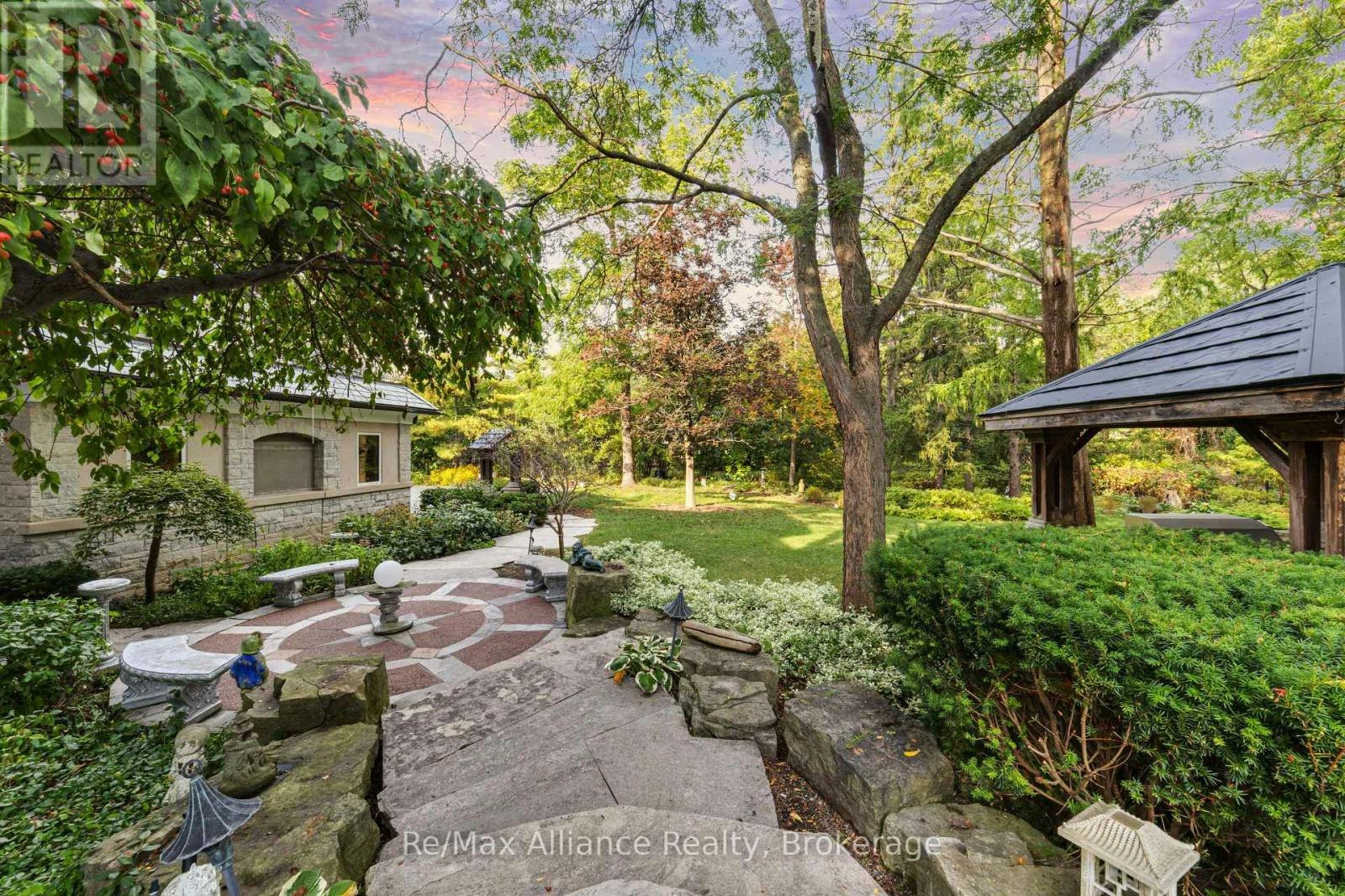 1024 Linbrook Road, Oakville, ON, L6J 2L1 - 47