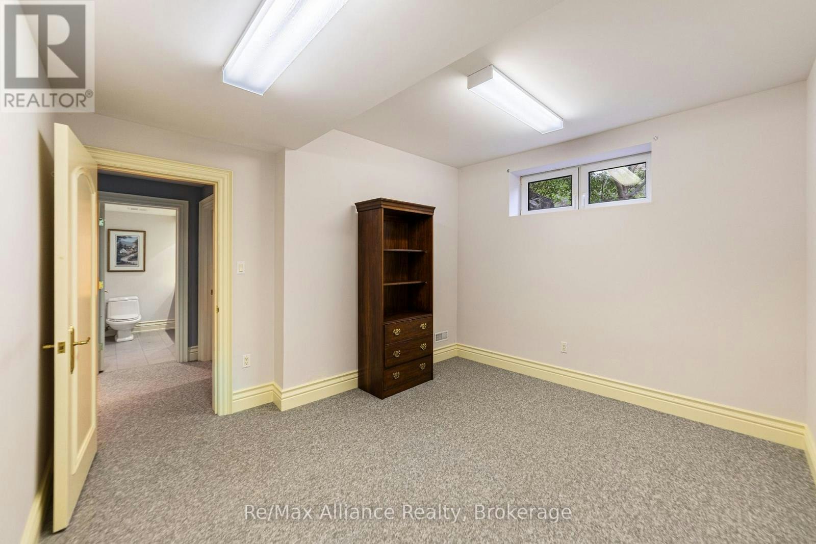 1024 Linbrook Road, Oakville, ON, L6J 2L1 - 40