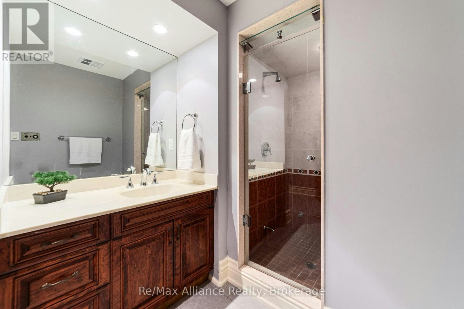 1024 Linbrook Road, Oakville, ON, L6J 2L1 - 41