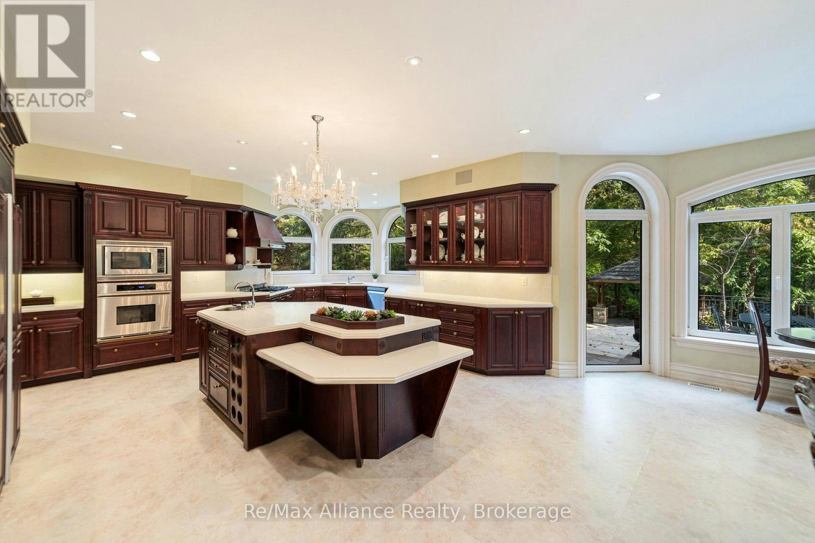 1024 Linbrook Road, Oakville, ON, L6J 2L1 - 12