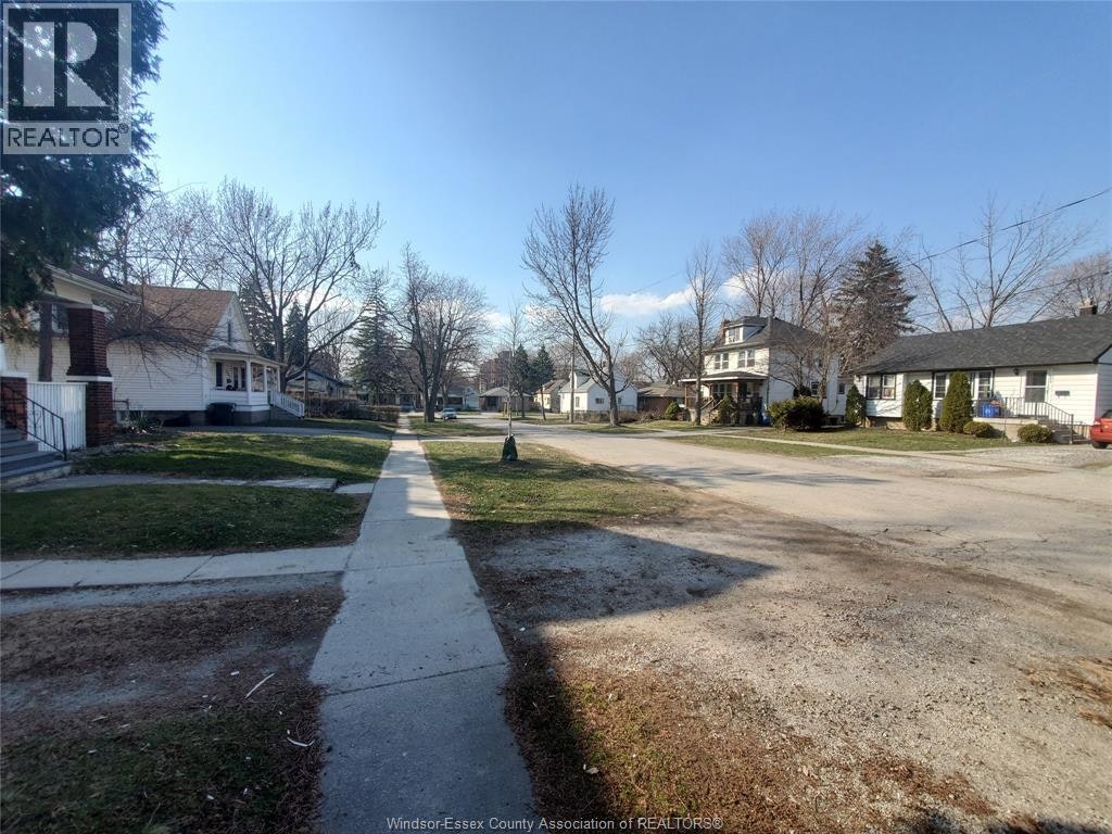 U1-679 Piche, Windsor, ON, N9C 3E4 - 16