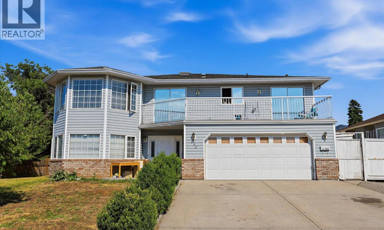 693 Mayfair Court