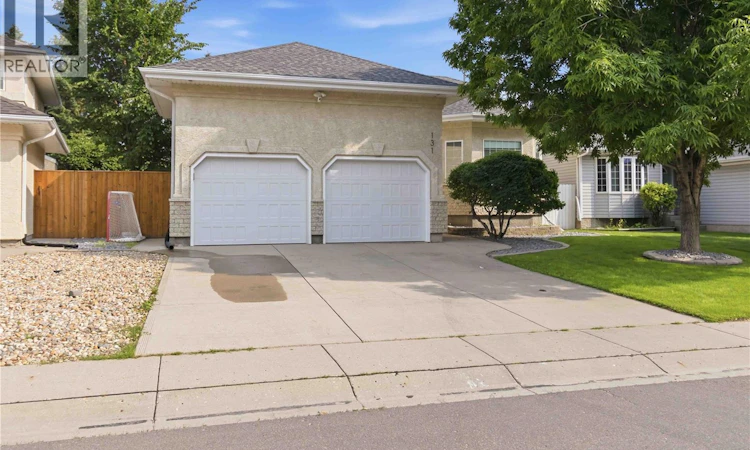 131 Mendel Crescent