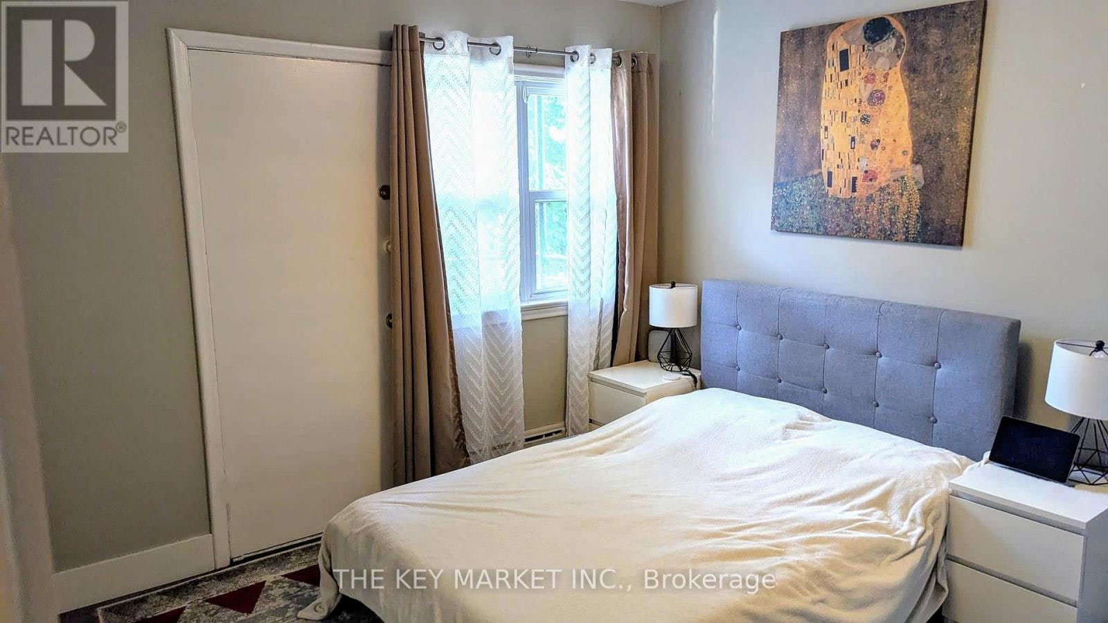 2-211 St Clements Avenue, Toronto, ON, M4R 1H3 - 33