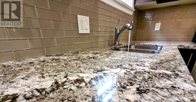2-211 St Clements Avenue, Toronto, ON, M4R 1H3 - 10