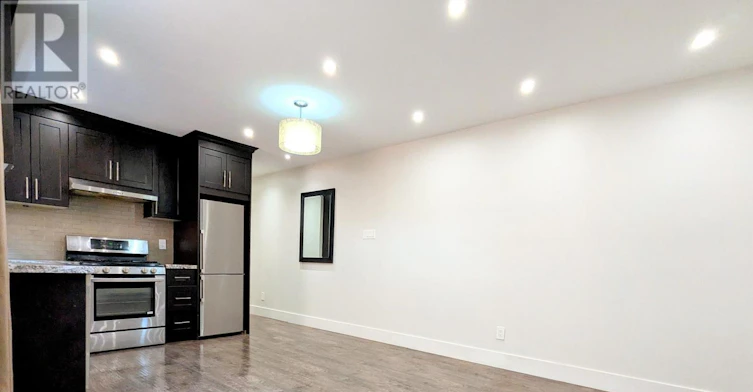 2-211 St Clements Avenue, Toronto, ON, M4R 1H3 - 8