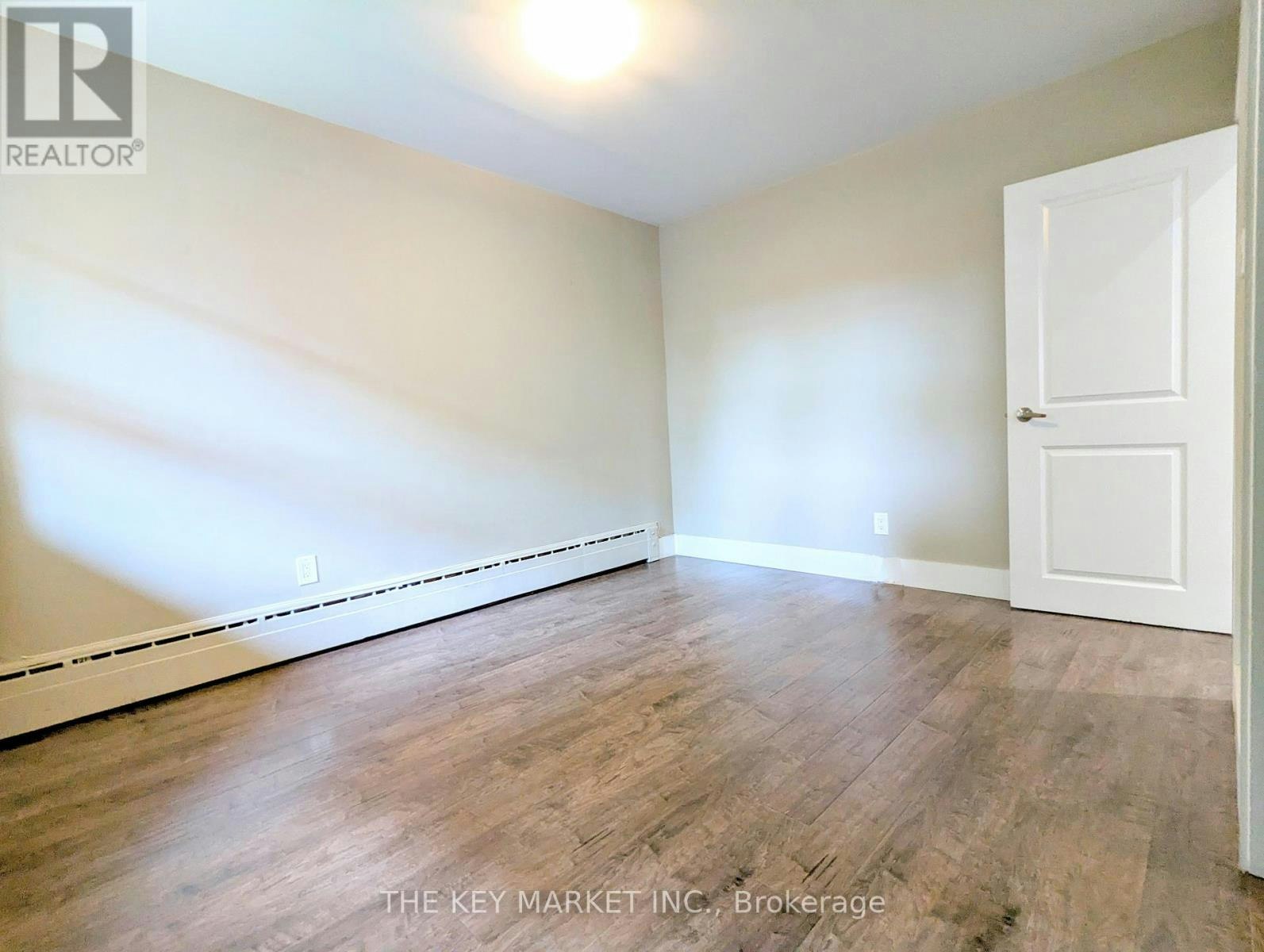 2-211 St Clements Avenue, Toronto, ON, M4R 1H3 - 17