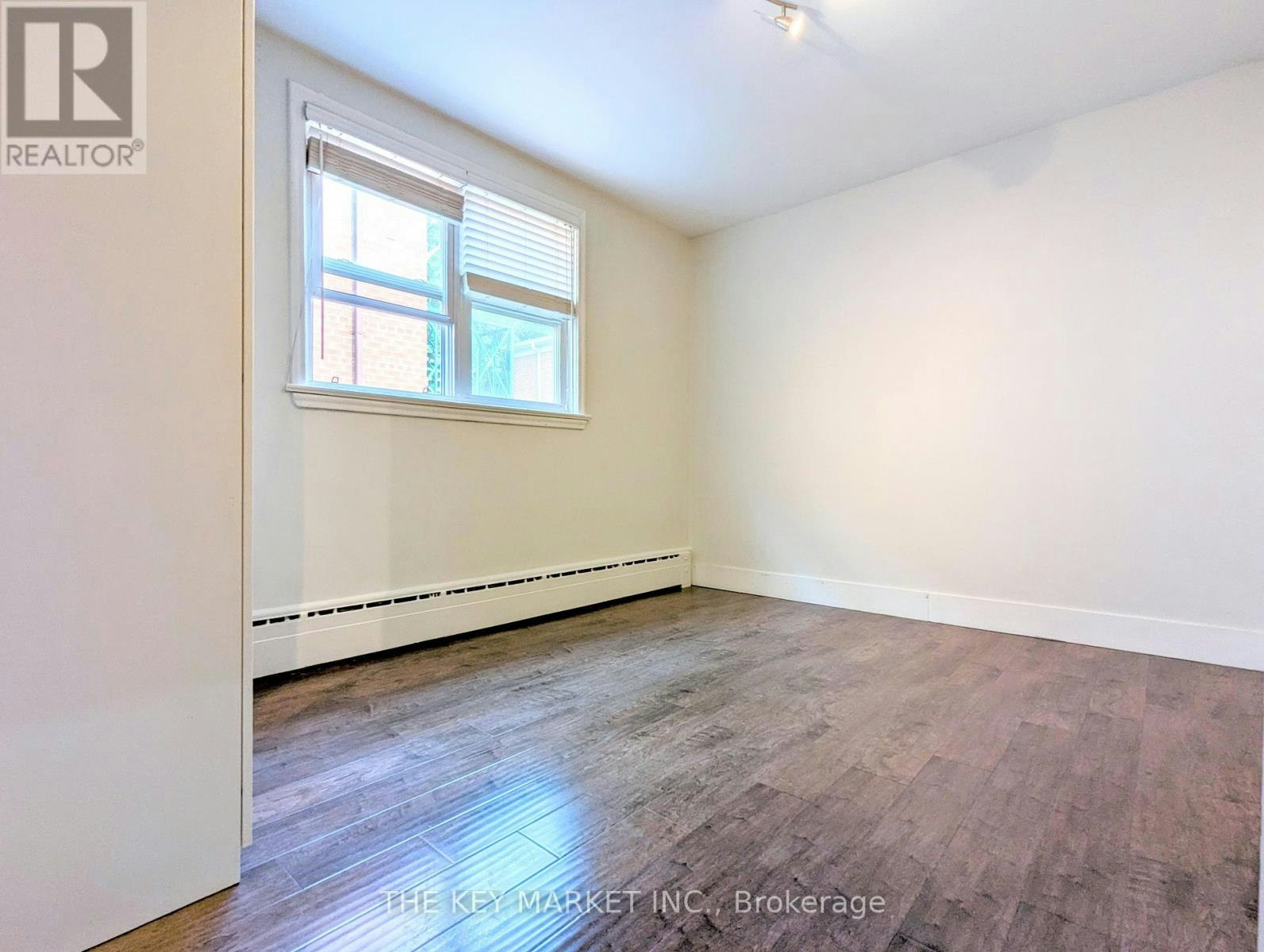 2-211 St Clements Avenue, Toronto, ON, M4R 1H3 - 21