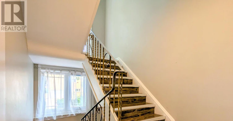 2-211 St Clements Avenue, Toronto, ON, M4R 1H3 - 30