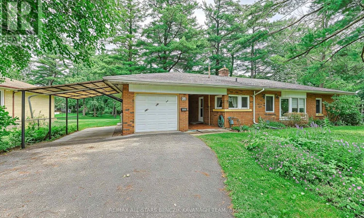 65 Gladys Road