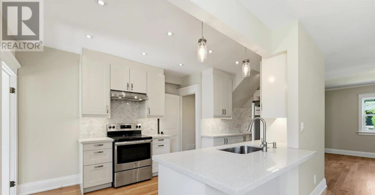 289 Wolverleigh Boulevard, Toronto, ON, M4C 1S3 - 14