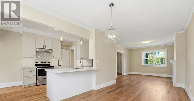 289 Wolverleigh Boulevard, Toronto, ON, M4C 1S3 - 12