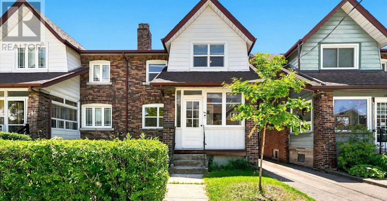 289 Wolverleigh Boulevard, Toronto, ON, M4C 1S3
