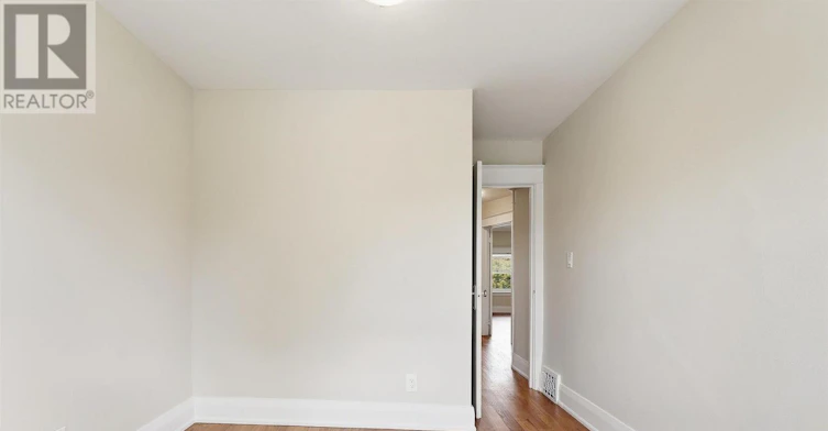 289 Wolverleigh Boulevard, Toronto, ON, M4C 1S3 - 33