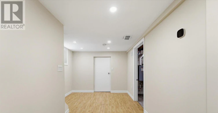 289 Wolverleigh Boulevard, Toronto, ON, M4C 1S3 - 37