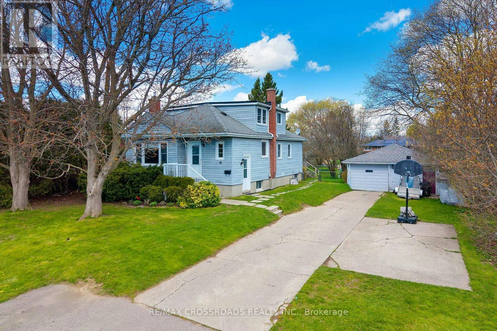 16 Hamilton Avenue, Cobourg, ON, K9A 1V6