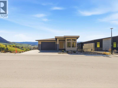 1087 Carnoustie Drive - 2