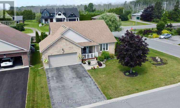 48 Ward Drive