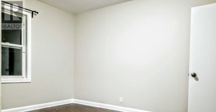 1220 Dorchester Avenue, Ottawa, ON, K1Z 8E4 - 7