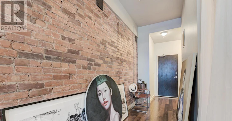 205-1842 Queen Street E, Toronto, ON, M4L 6T3 - 2