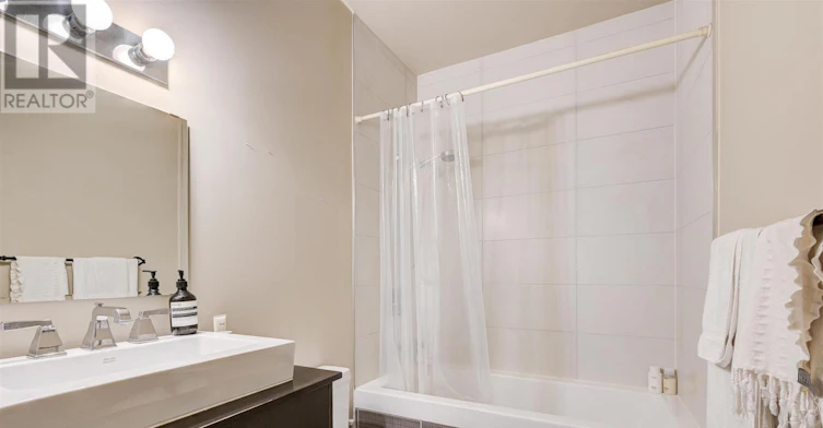 205-1842 Queen Street E, Toronto, ON, M4L 6T3 - 12