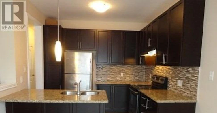 17 Pelister Drive, Markham, ON, L6E 0M4 - 2