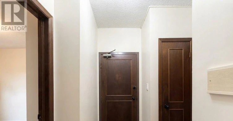 2-73 Roncesvalles Avenue, Toronto, ON, M6R 2K6 - 16
