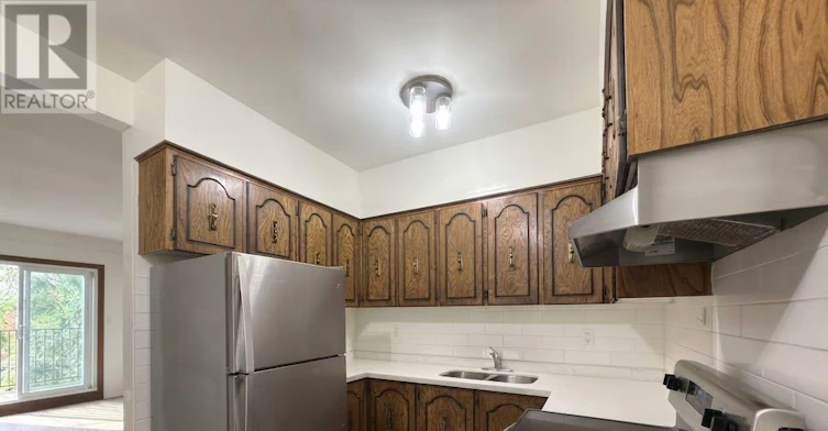 2-73 Roncesvalles Avenue, Toronto, ON, M6R 2K6 - 7