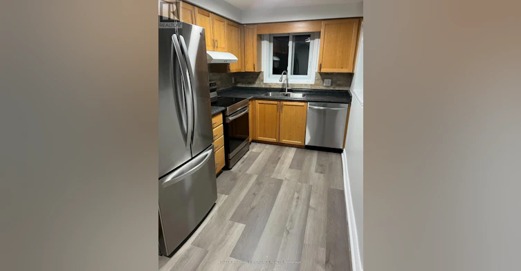 299 Activa Avenue, Kitchener, ON, N2E 3V2 - 4