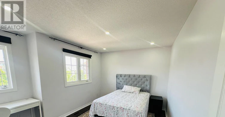 87 Newcastle Drive W, Kitchener, ON, N2R 1W4 - 21