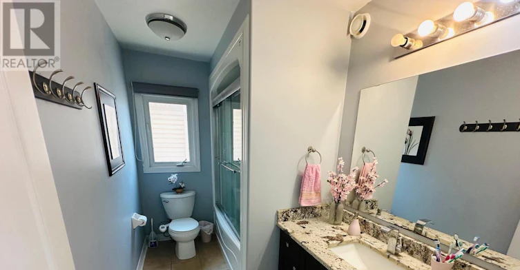 87 Newcastle Drive W, Kitchener, ON, N2R 1W4 - 17