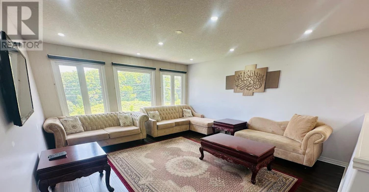 87 Newcastle Drive W, Kitchener, ON, N2R 1W4 - 11