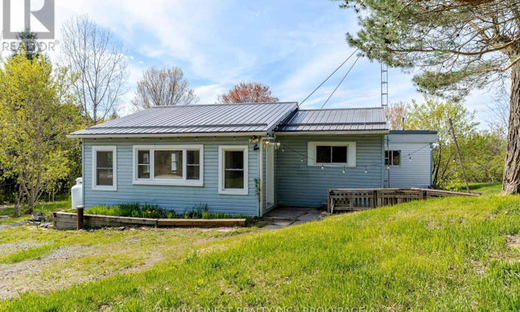 6804 6th Concession Road
