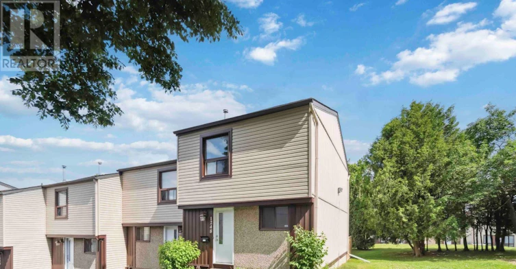 1248 Bethamy Lane, Ottawa, ON, K1J 8P4 - 2
