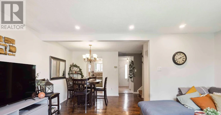 1248 Bethamy Lane, Ottawa, ON, K1J 8P4 - 8