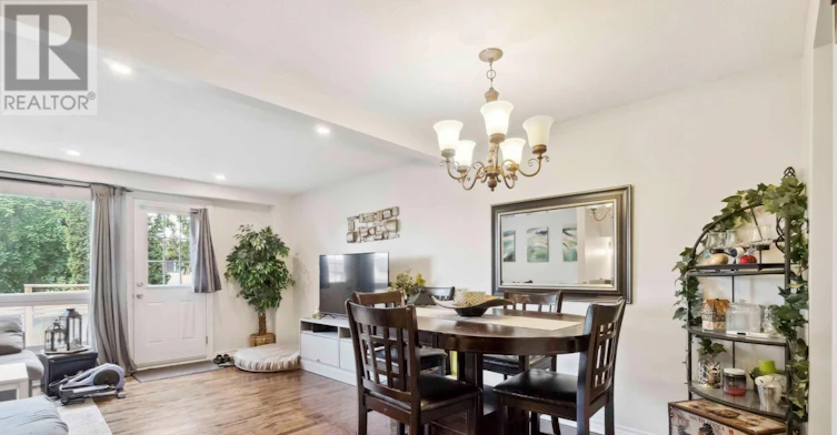 1248 Bethamy Lane, Ottawa, ON, K1J 8P4 - 5